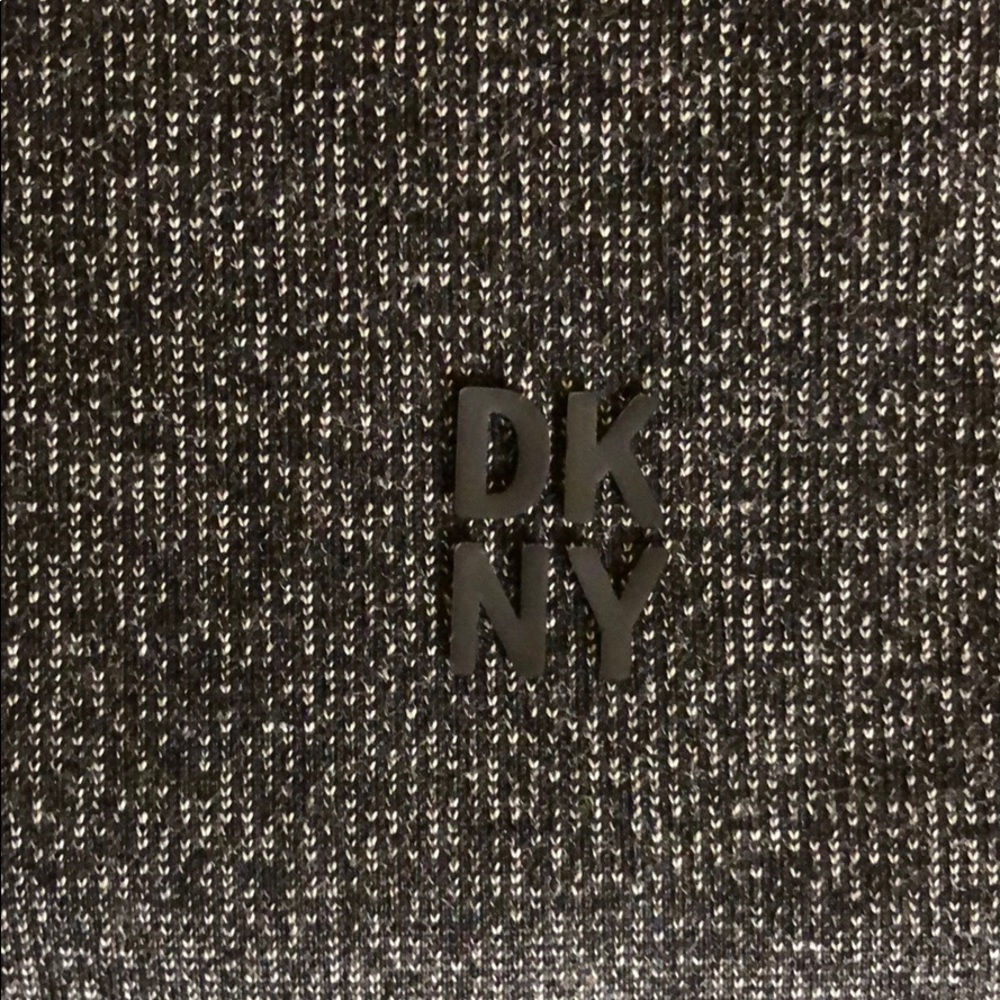 Men’s Pullover - Picture 4 of 5
